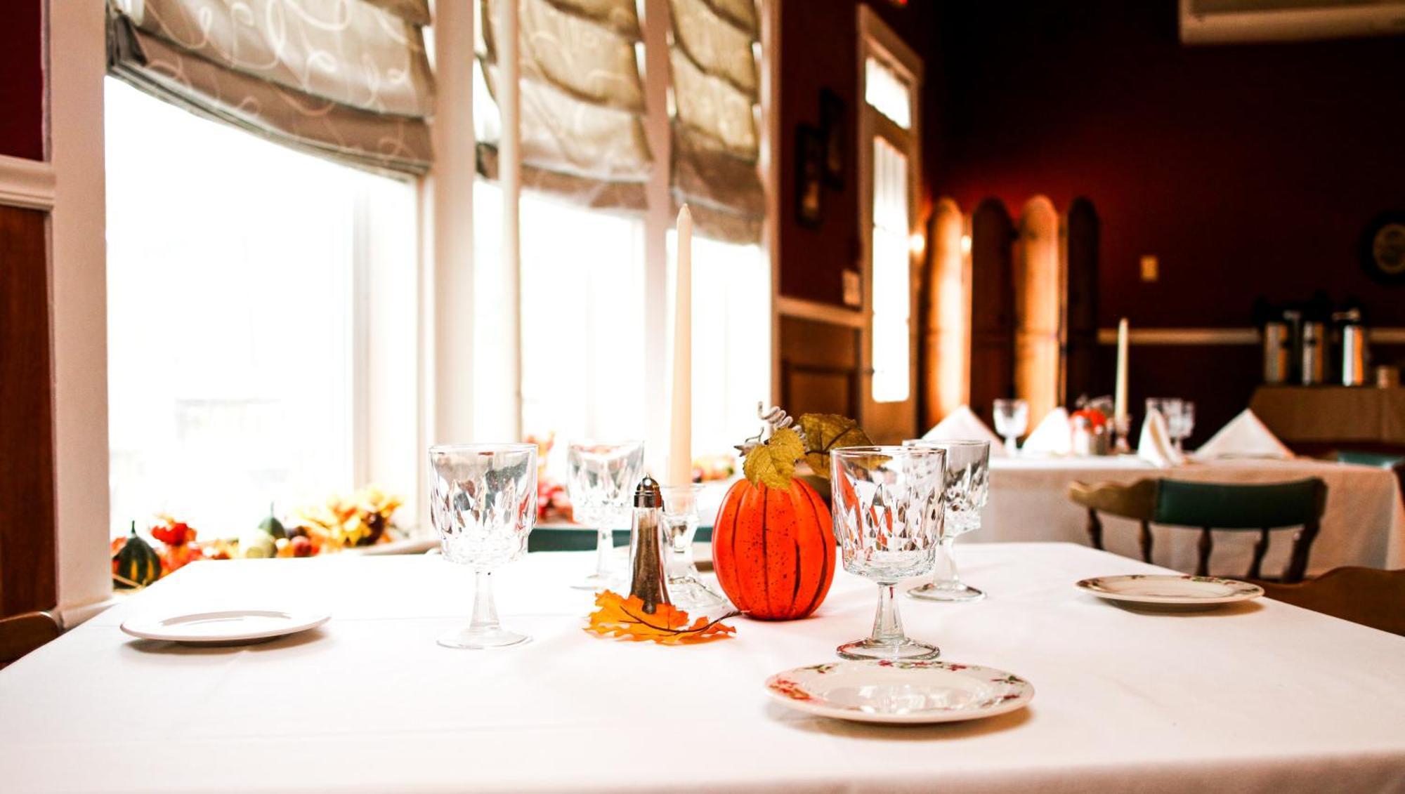 Chester Fullerton Inn & Restaurant מראה חיצוני תמונה